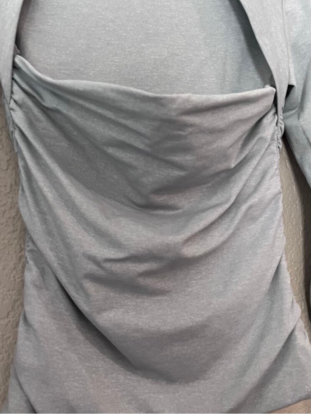 Aritzia Women’s Contour Flourish Long Sleeve Top Gray, new without tags, Size M - Picture 2 of 7